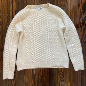 Pendleton women’s wool sweater size L fits smaller